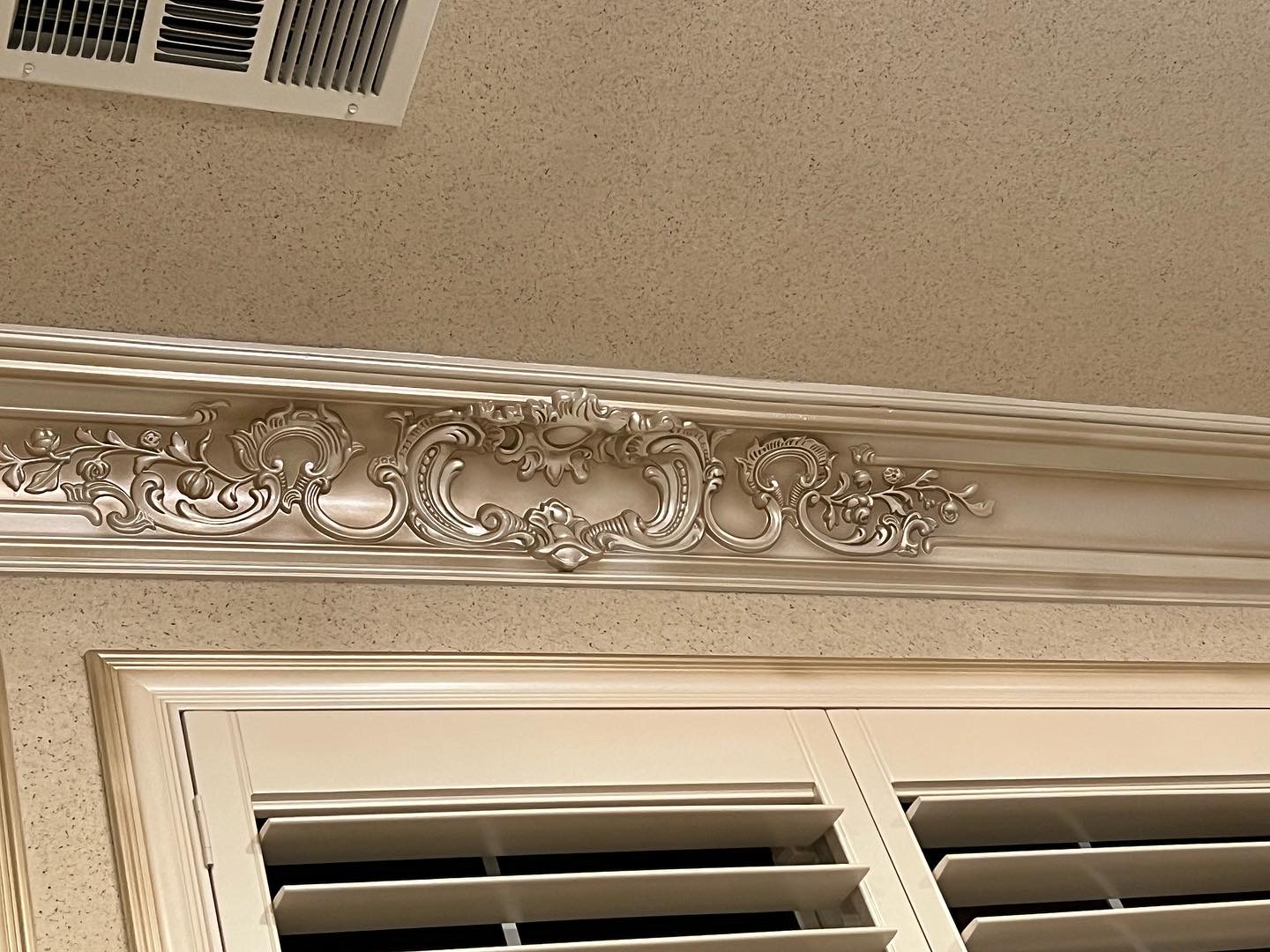 E1559D26-73CA-42F0-AAEF-E41E1B90DED7